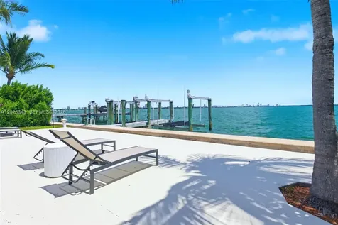 1510 S Treasure Drive North Bay Village FL 33141