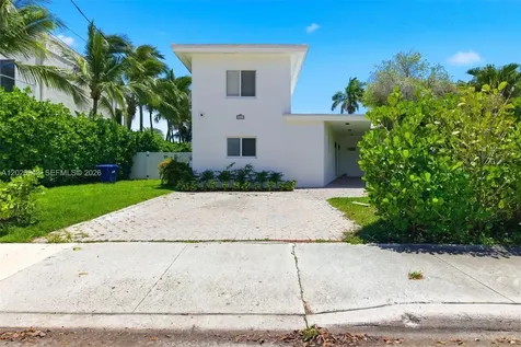 1510 S Treasure Drive North Bay Village FL 33141