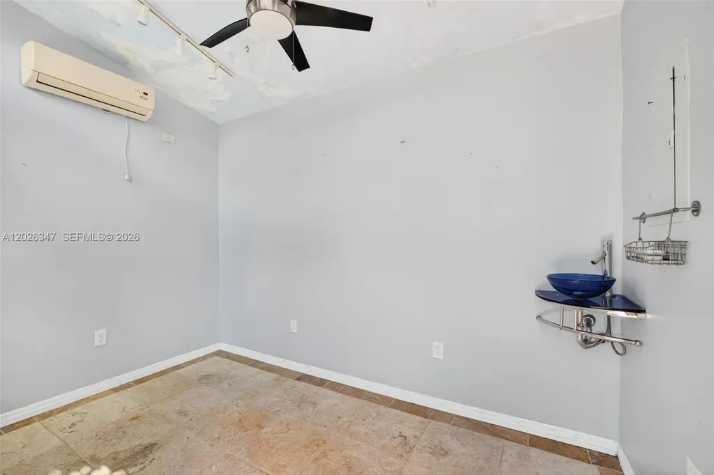 1640 NE 60th Street Fort Lauderdale FL 33334