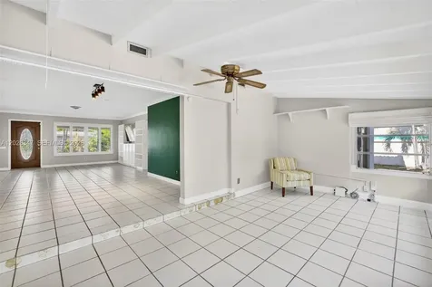 1640 NE 60th Street Fort Lauderdale FL 33334