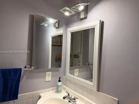3850 Washington Street Hollywood FL 33021