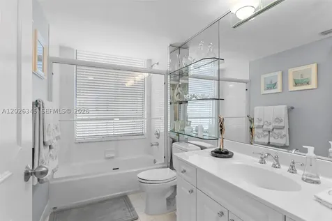 21205 Yacht Club Drive Aventura FL 33180
