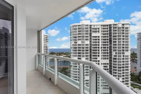 21205 Yacht Club Drive Aventura FL 33180