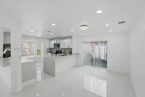 13209 NW 12th Court Sunrise FL 33323