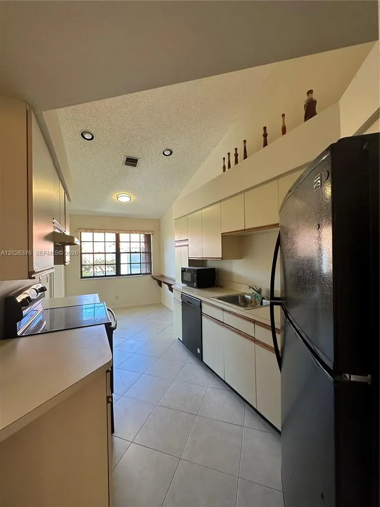 3176 Arbor Lane Hollywood FL 33021