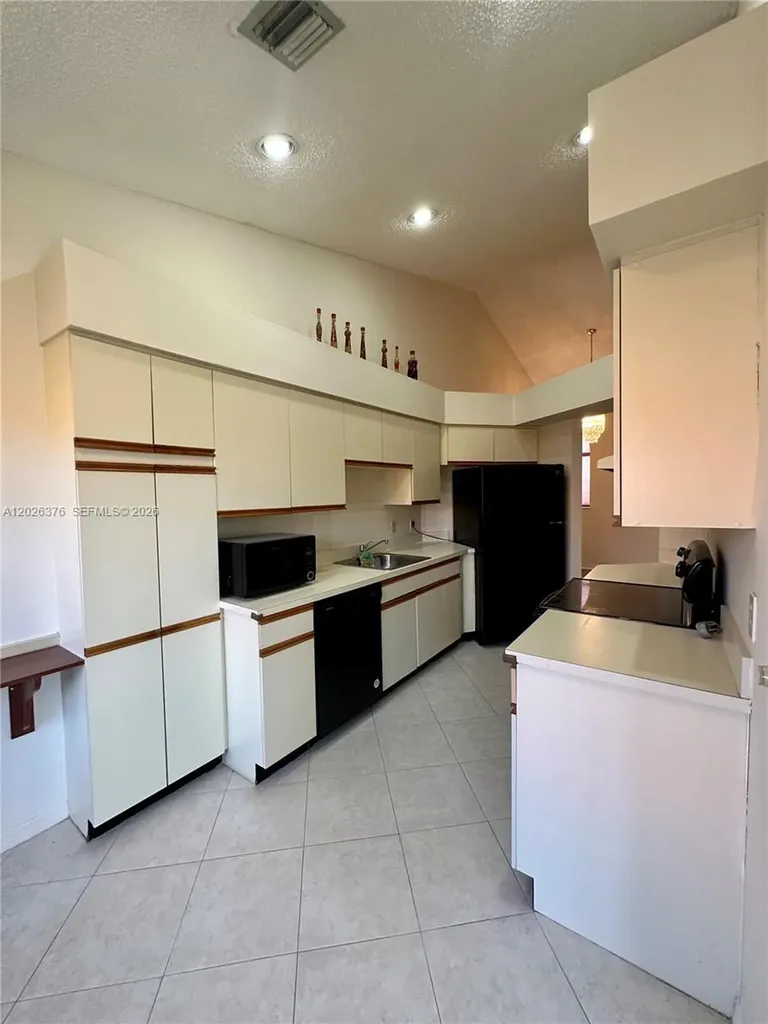 3176 Arbor Lane Hollywood FL 33021