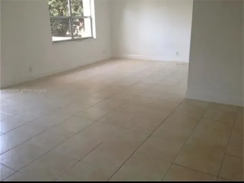 18101 NW 68th Avenue Hialeah FL 33015