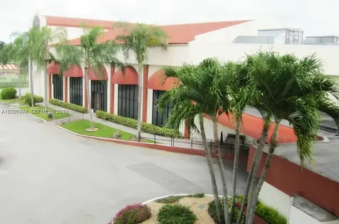 8911 S Hollybrook Boulevard Pembroke Pines FL 33025