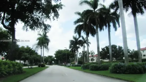 8911 S Hollybrook Boulevard Pembroke Pines FL 33025