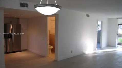 8911 S Hollybrook Boulevard Pembroke Pines FL 33025