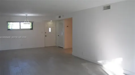 8911 S Hollybrook Boulevard Pembroke Pines FL 33025