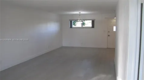 8911 S Hollybrook Boulevard Pembroke Pines FL 33025