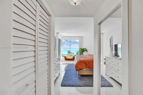 6767 Collins Avenue Miami Beach FL 33141