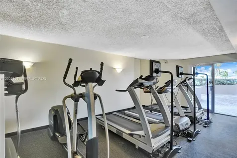 6767 Collins Avenue Miami Beach FL 33141