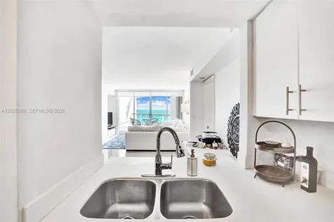 6767 Collins Avenue Miami Beach FL 33141