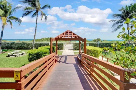 6767 Collins Avenue Miami Beach FL 33141