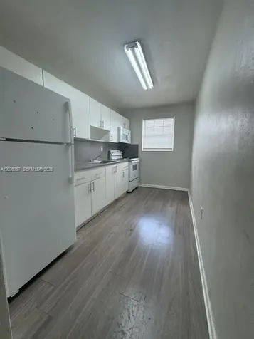 199 W 29th Street Hialeah FL 33012