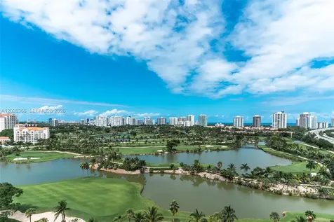 19501 W Country Club Drive Aventura FL 33180