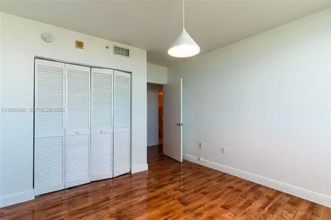 19501 W Country Club Drive Aventura FL 33180