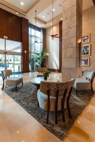 19501 W Country Club Drive Aventura FL 33180
