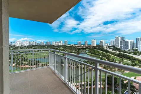 19501 W Country Club Drive Aventura FL 33180