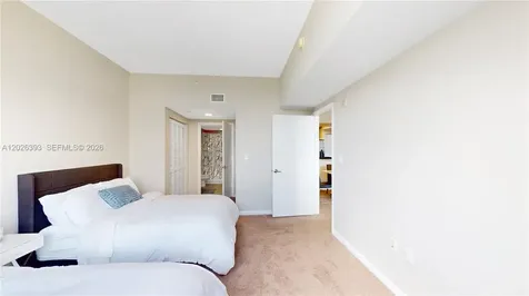 19501 W Country Club Drive Aventura FL 33180
