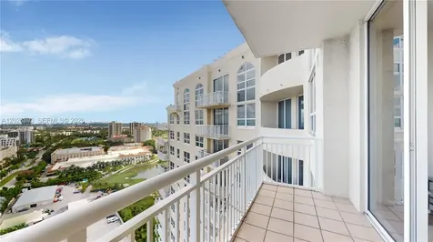 19501 W Country Club Drive Aventura FL 33180