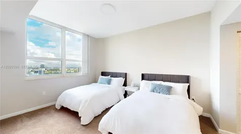 19501 W Country Club Drive Aventura FL 33180