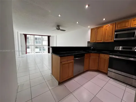 1228 West Avenue Miami Beach FL 33139