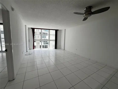1228 West Avenue Miami Beach FL 33139