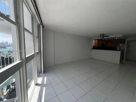 1228 West Avenue Miami Beach FL 33139