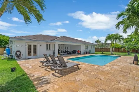 32302 SW 204th Court Homestead FL 33030