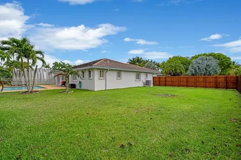 32302 SW 204th Court Homestead FL 33030