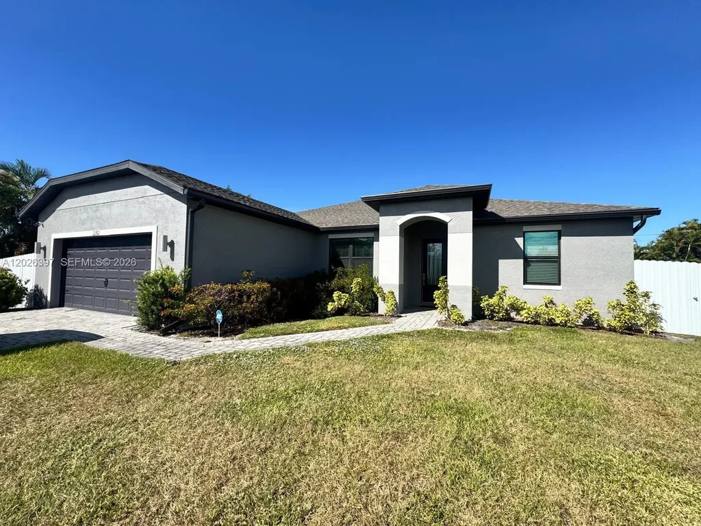 209 SE 26th Terrace Cape Coral FL 33904