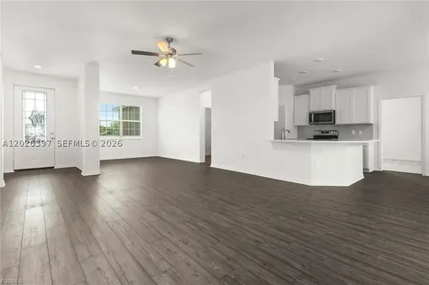 209 SE 26th Terrace Cape Coral FL 33904