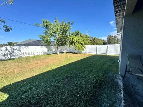 209 SE 26th Terrace Cape Coral FL 33904
