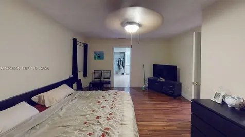 15552 SW 54th Terrace Miami FL 33185