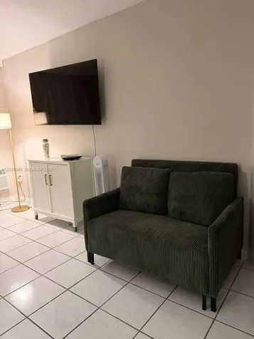 7904 West Drive North Bay Village FL 33141