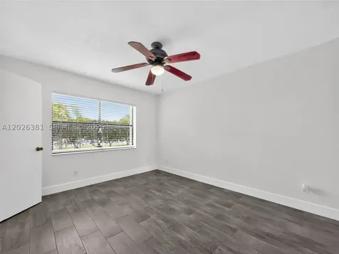 10616 NW 10th Street Pembroke Pines FL 33026