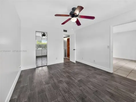 10616 NW 10th Street Pembroke Pines FL 33026