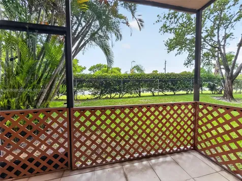 10616 NW 10th Street Pembroke Pines FL 33026