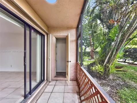 10616 NW 10th Street Pembroke Pines FL 33026