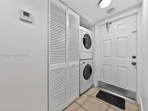 10616 NW 10th Street Pembroke Pines FL 33026