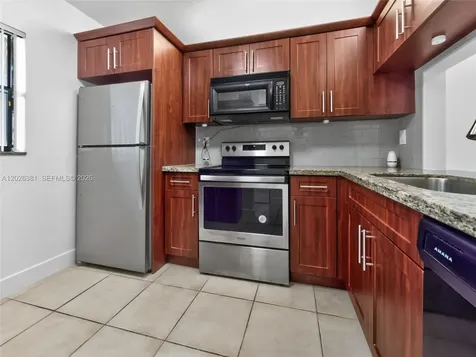 10616 NW 10th Street Pembroke Pines FL 33026