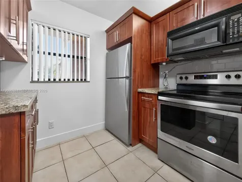 10616 NW 10th Street Pembroke Pines FL 33026