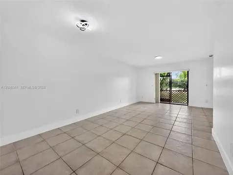 10616 NW 10th Street Pembroke Pines FL 33026