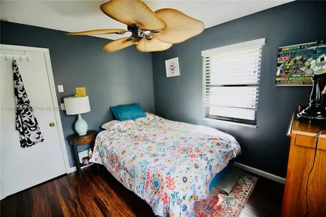 150 SW 127th Avenue Plantation FL 33325