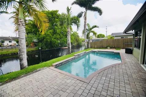 150 SW 127th Avenue Plantation FL 33325