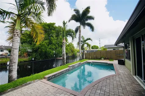 150 SW 127th Avenue Plantation FL 33325