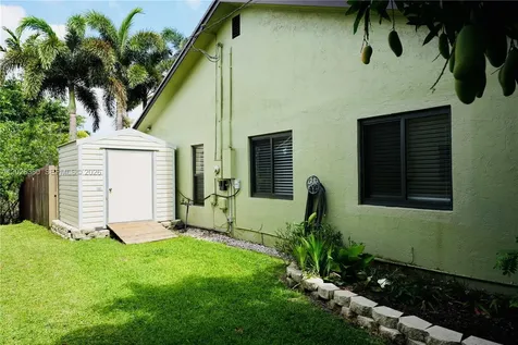 150 SW 127th Avenue Plantation FL 33325